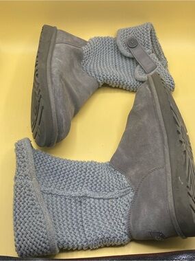 UGG Shaina boots in grey